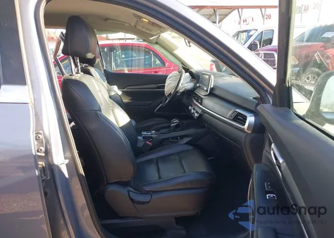 2020 Kia Telluride Lx z USA, uszkodzony, nr VIN 5XYP2DHC4LG015890